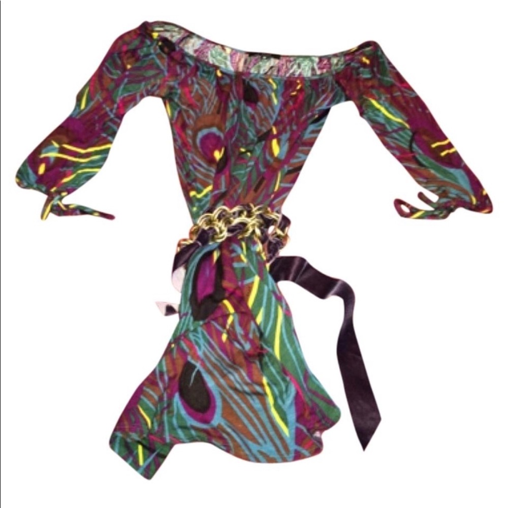 T bags Los Angeles off the shoulder dress sz s